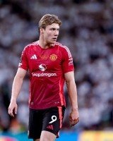 开云体育-德媒：霍伊伦威胁不足&amp;杰克逊欠缺纪律性和稳定性，拜仁均无意